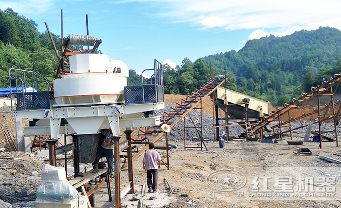 時(shí)產(chǎn)50-60噸建筑垃圾沖擊式破碎機(jī)哪里便宜？河南廠家有推薦嗎？